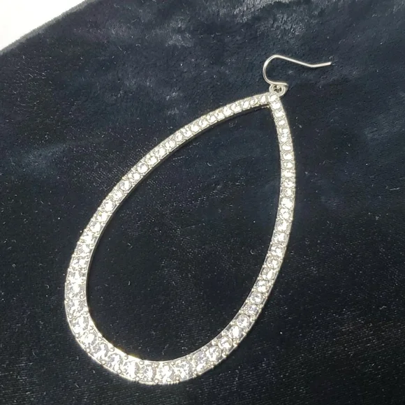 Charming Charlie  tear drop silver rhinestone Fish hook earrings - Picture 2 of 3